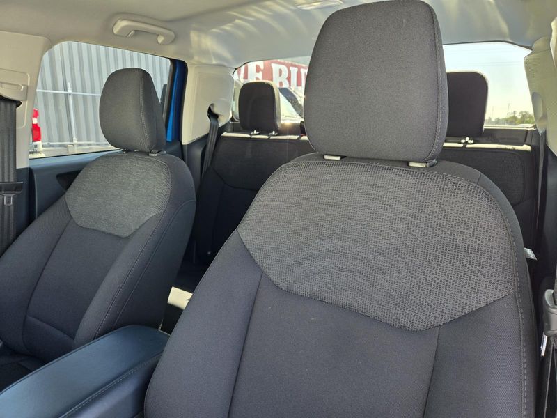 Used 2025 Ford Maverick XL FWD SuperCrew