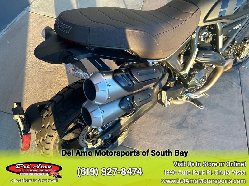 2023 Ducati SCRAMBLER 1100 SPORT PRO  in a MATT BLACK exterior color. Del Amo Motorsports of South Bay (619) 547-1937 delamomotorsports.com 