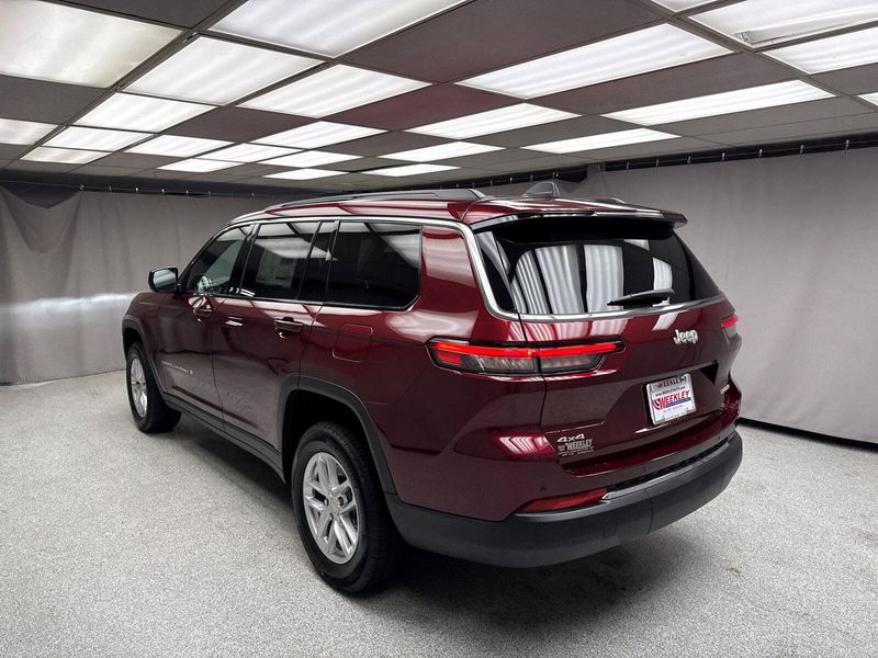 New 2025 Jeep Grand Cherokee L Laredo X 4x4Image 2