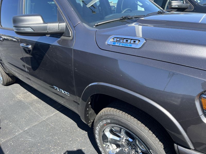 2025 Ram 1500 Big Horn photo 4