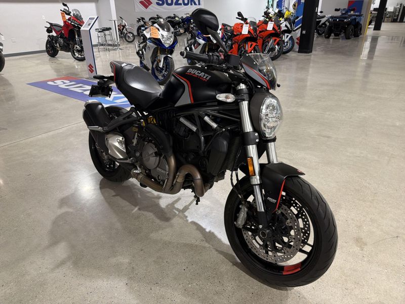 Used 2021 Ducati MONSTER 821 STEALTH Image 11