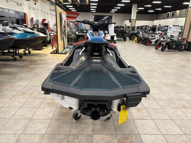 New 2025 Yamaha JETBLASTER DLX (3UP) Image 16