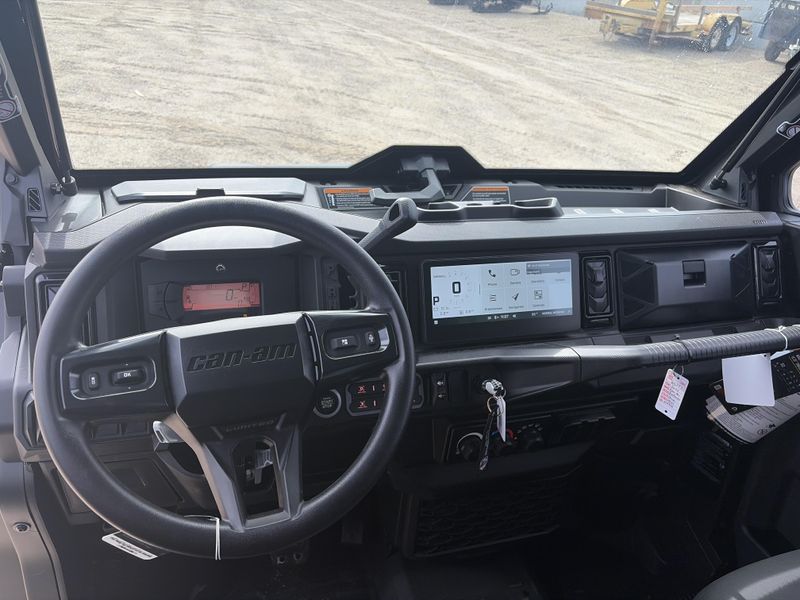 New 2026 Can-Am DEF MAX LTD HD11 