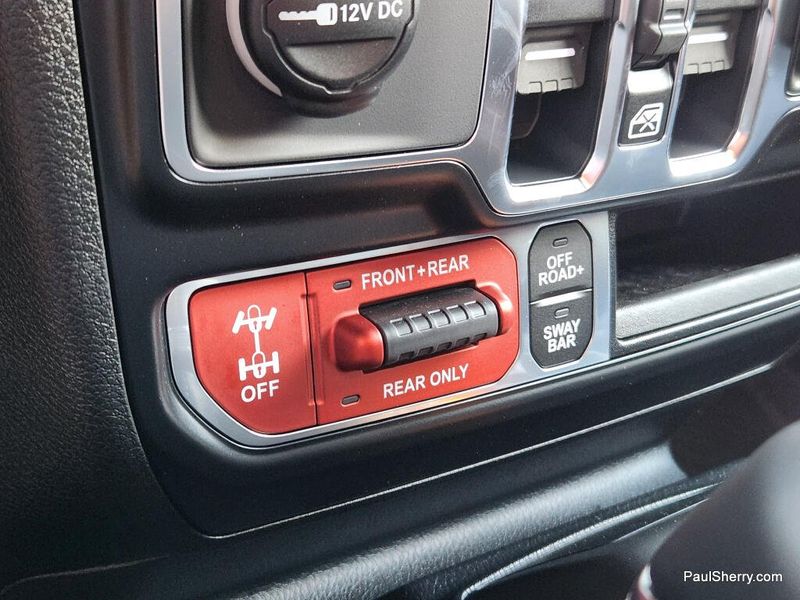 New 2026 Jeep Wrangler 4-door Rubicon X