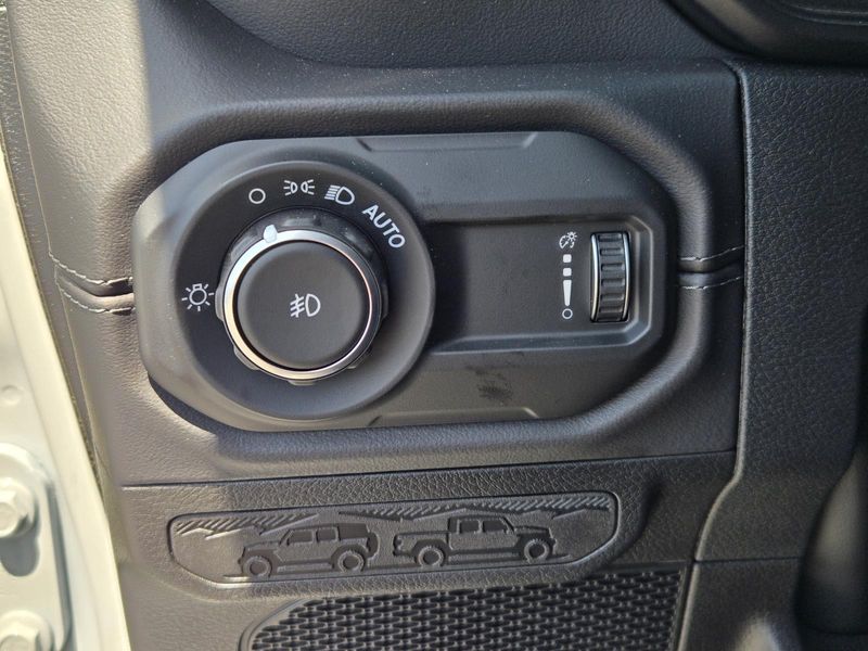 New 2026 Jeep Wrangler 4-door Sahara