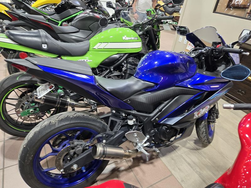 USED 2024 YAMAHA YZFR3 ABS Image 3