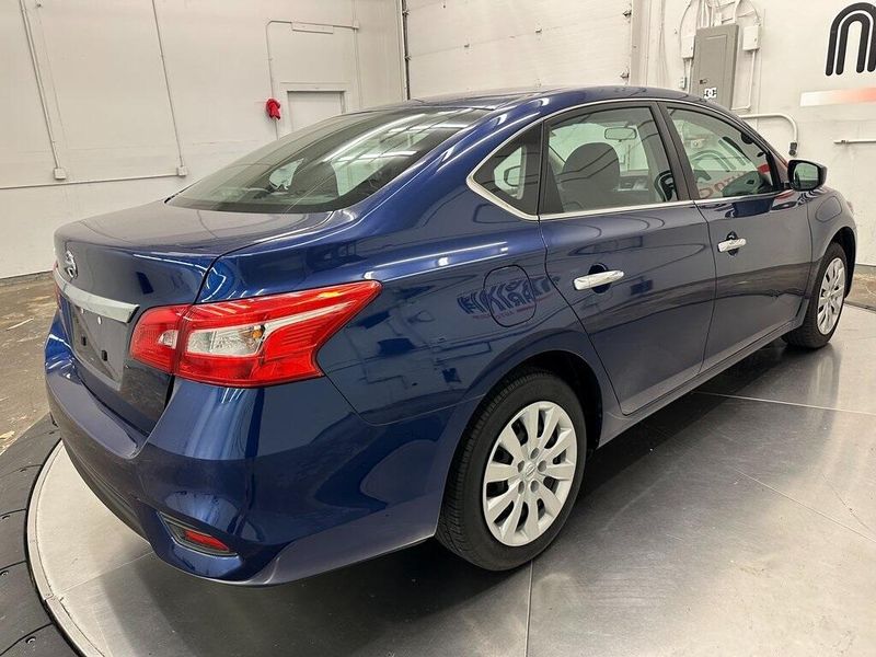 2019 Nissan Sentra SImage 14