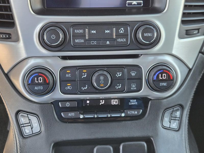 Used 2017 GMC Yukon 2WD 4dr SLT