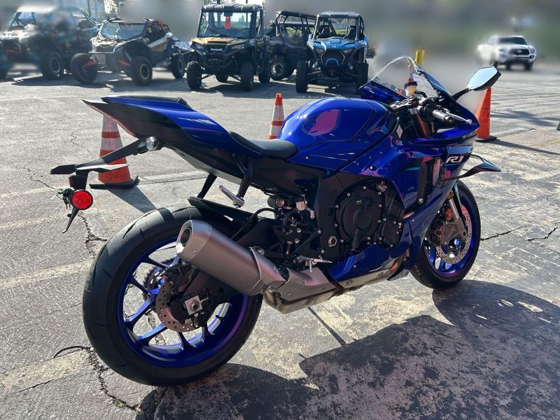 New 2026 Yamaha YZF-R1 Image 14