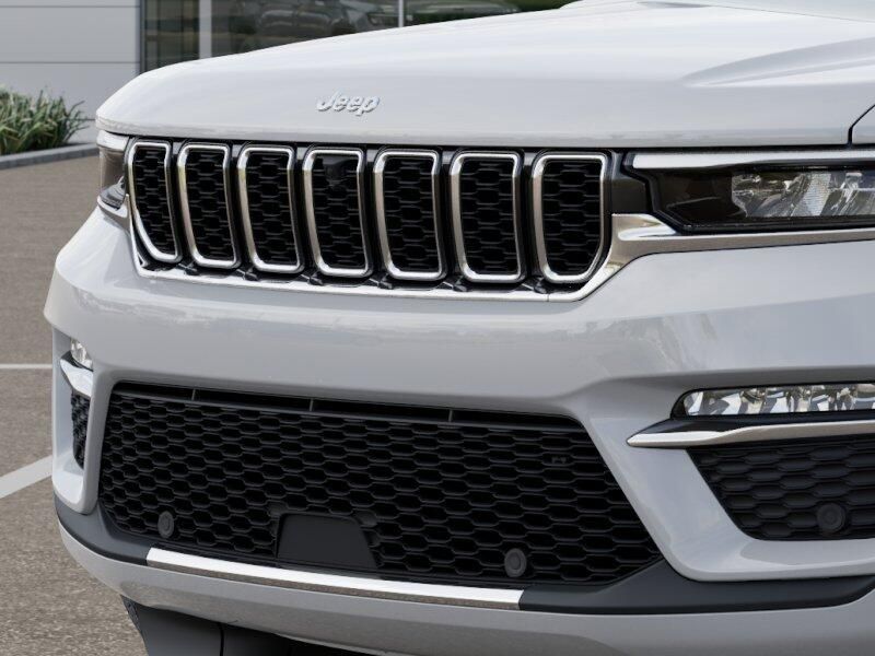 New 2025 Jeep Grand Cherokee Limited 4x4Image 31
