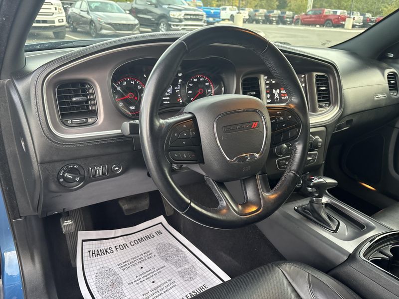 Used 2021 Dodge Charger SXTImage 13