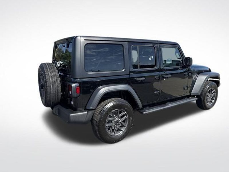2025 Jeep Wrangler 4-door Sport S