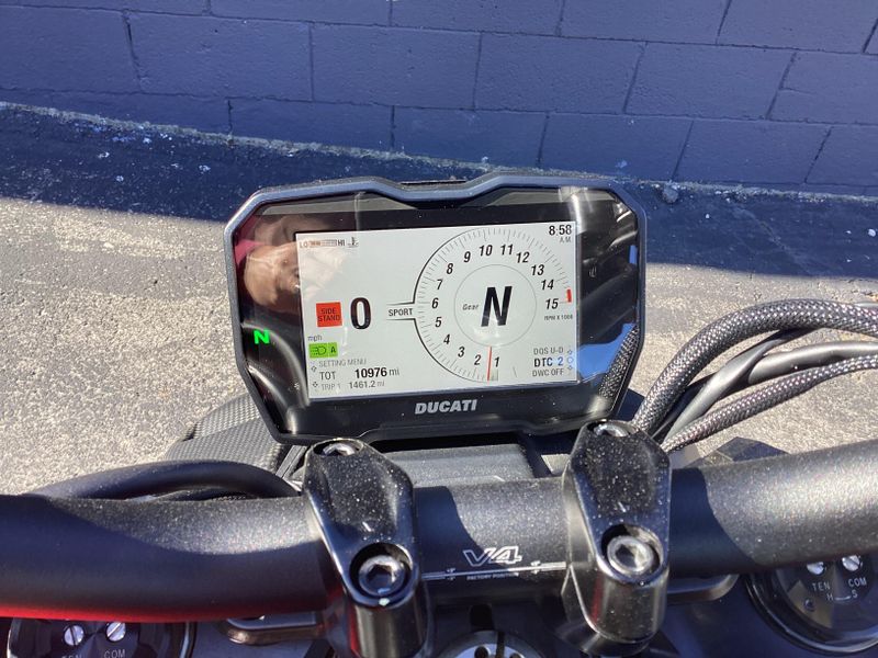 Used 2022 Ducati Streetfighter V4 