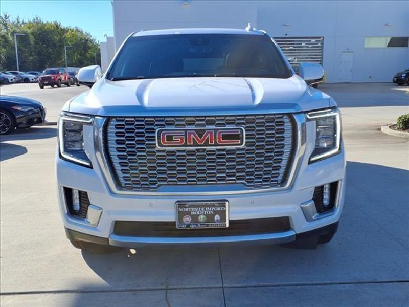 2023 GMC Yukon XL DenaliImage 4