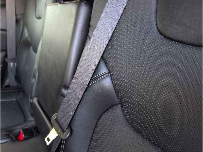 Used 2023 Jeep Cherokee Altitude LuxImage 30