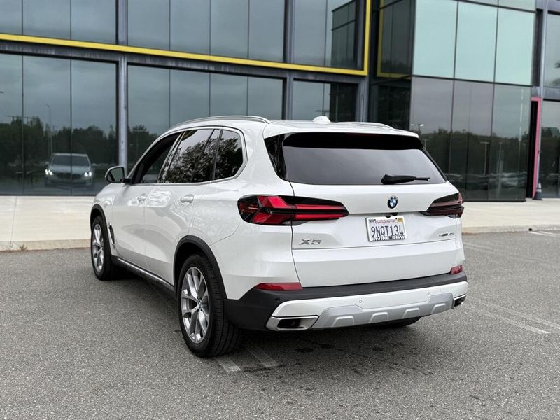 2025 BMW X5 sDrive40iImage 8