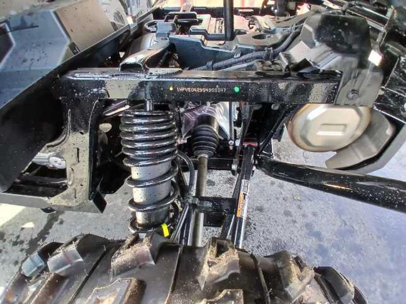 New 2025 Honda PIONEER 10005 DELUXE 