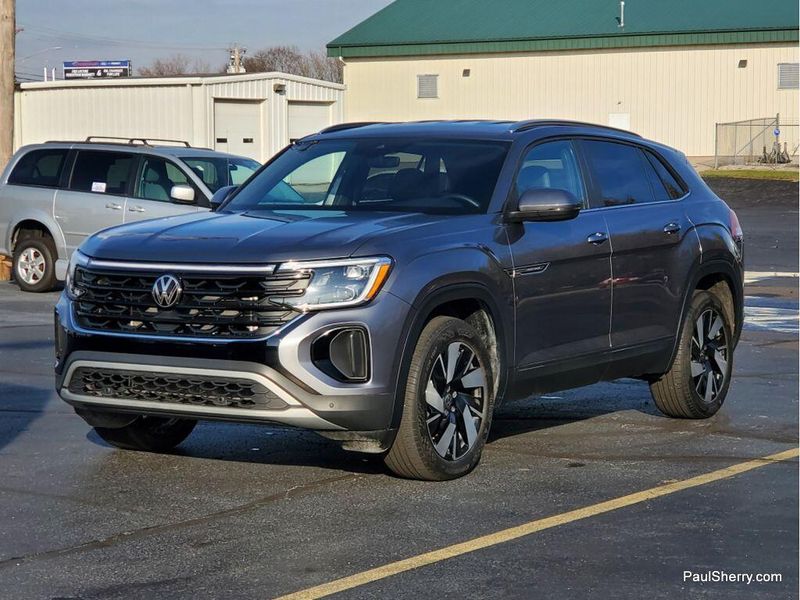 2025 Volkswagen Atlas Cross Sport SE Technology photo 4