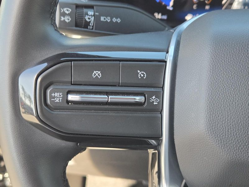 Used 2026 Chevrolet Colorado 2WD Crew Cab LT