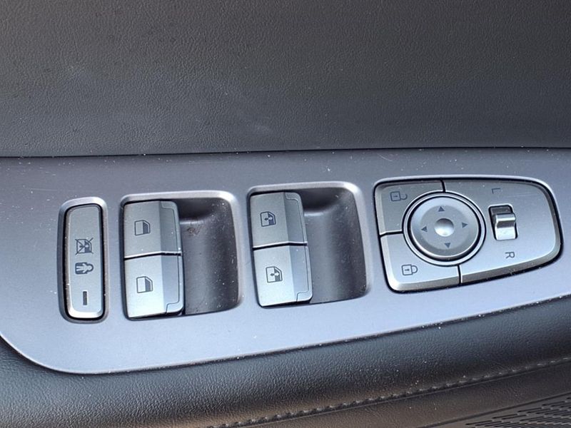 Used 2024 Hyundai Palisade LimitedImage 21