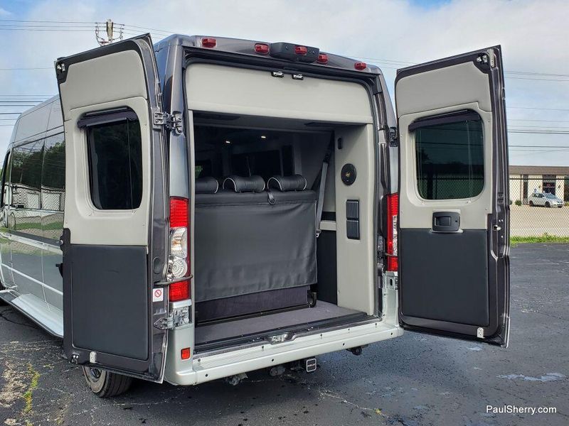 2024 RAM Promaster 3500 Slt+ Window Van High Roof 159