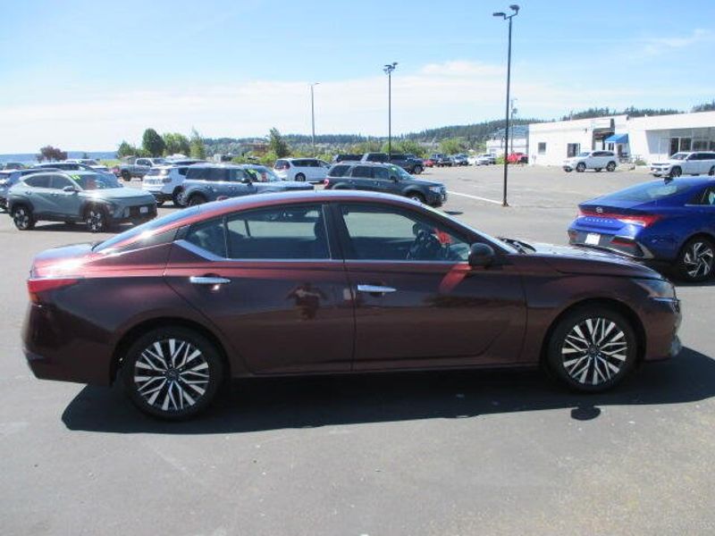 Used 2024 Nissan Altima 2.5 SVImage 6