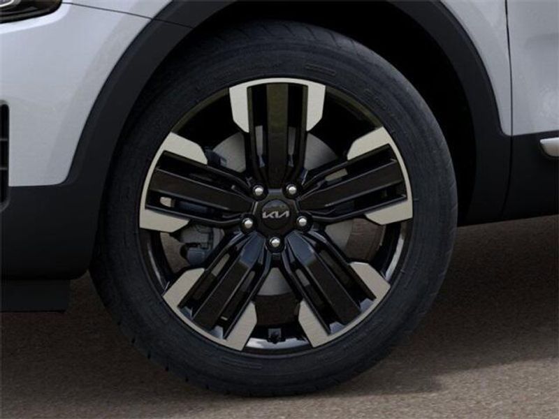 2025 Kia Telluride SX-PrestigeImage 9