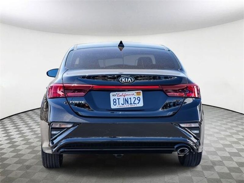 2021 Kia Forte LXSImage 7