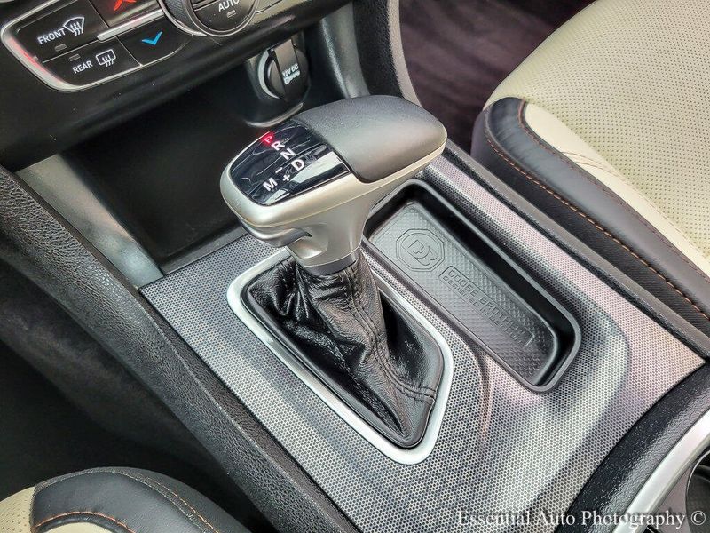 2018 Dodge Charger GT AWD photo 15