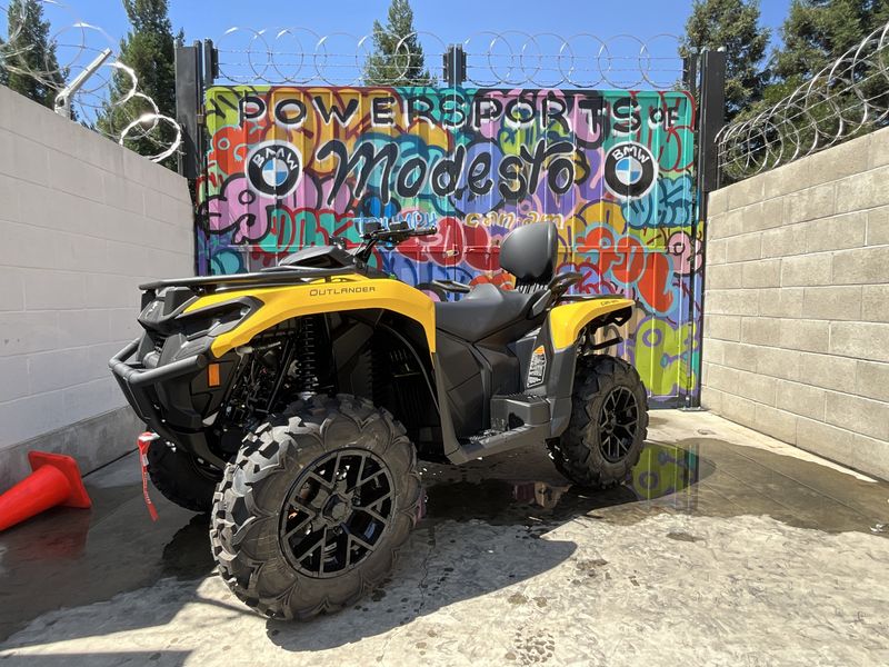 2024 Can-Am OUTLANDER MAX XT 700Image 8