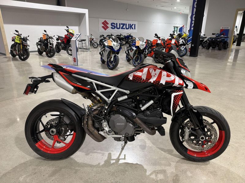 Used 2022 Ducati HYPERMOTARD 950 RVE Image 18