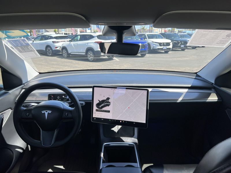 2021 Tesla Model Y Long RangeImage 19