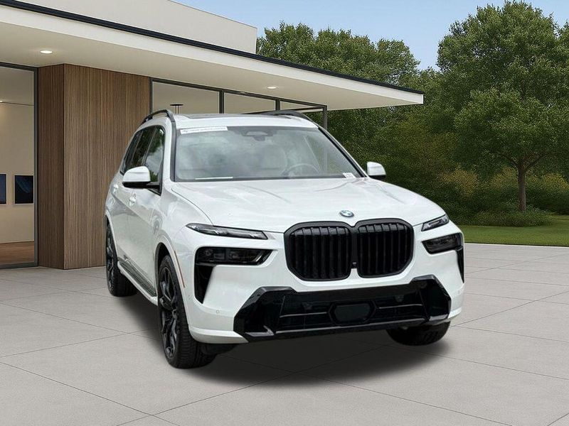 Used 2026 BMW X7 xDrive40iImage 5