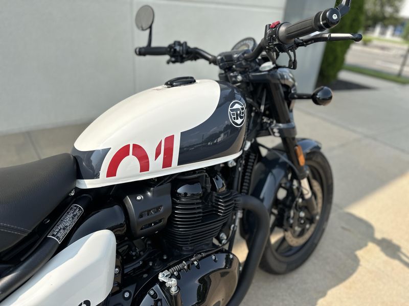 2024 Royal Enfield SHOTGUN 650Image 7