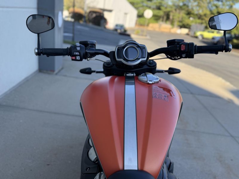 2026 Triumph ROCKET 3 STORM RImage 6