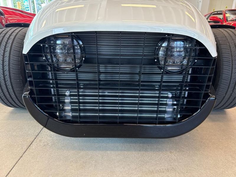 2023 Vanderhall Venice GTS