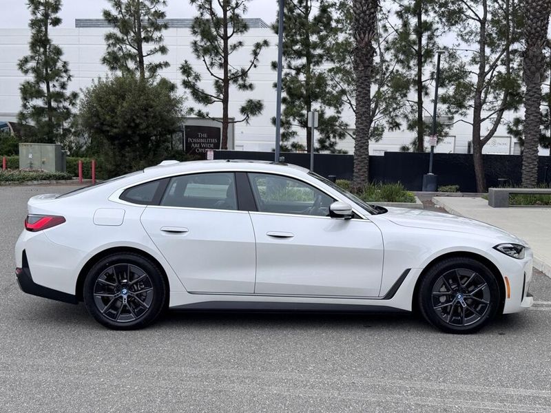 2024 BMW i4 eDrive35Image 9