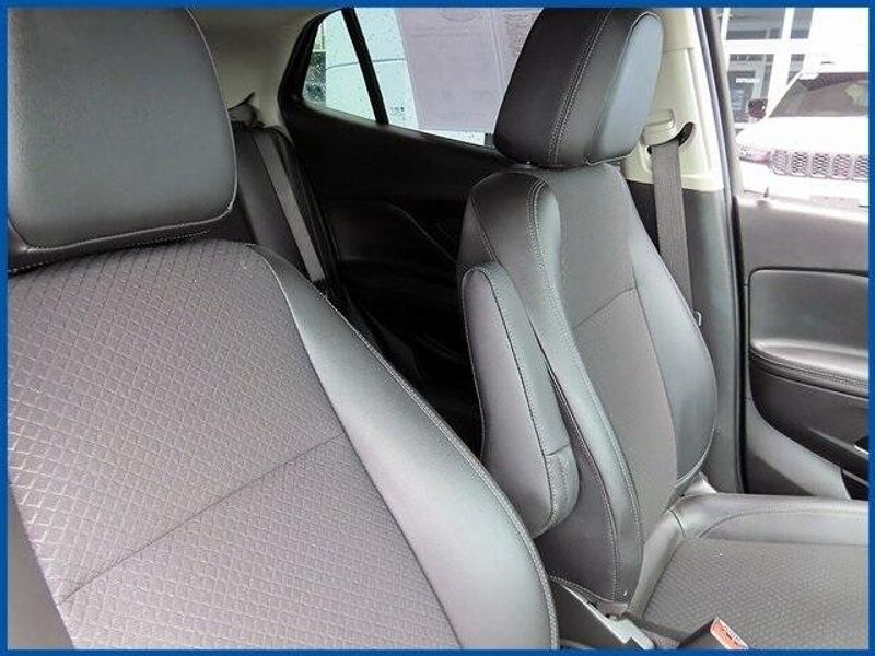 2022 Buick Encore PreferredImage 9