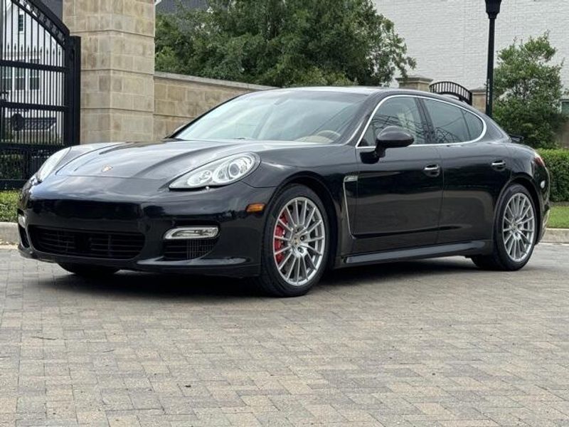 2011 Porsche Panamera TurboImage 18