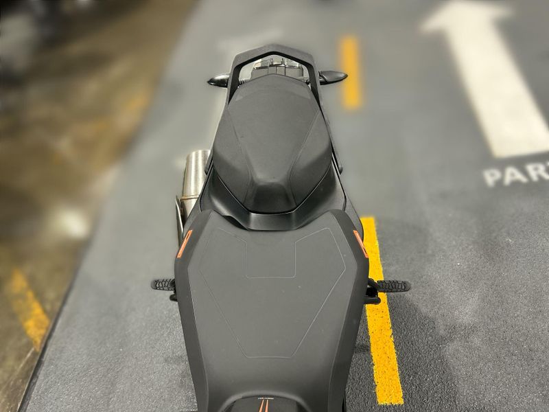 Used 2022 KTM 890 DUKE R Image 22