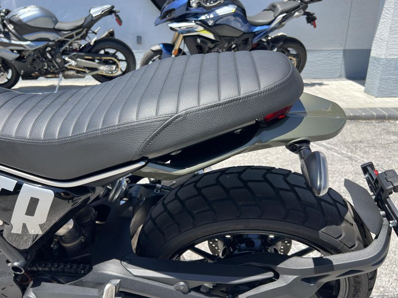 2023 Ducati Scrambler Icon 