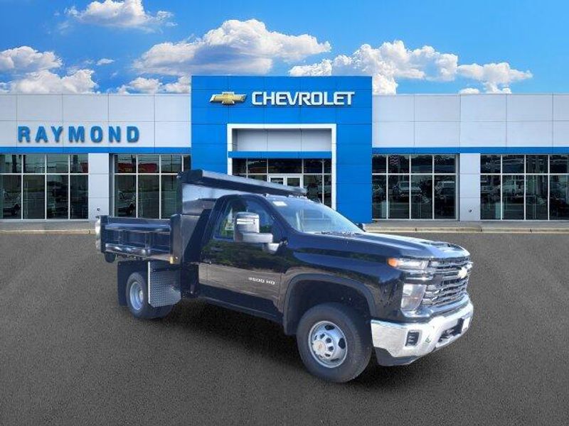 New 2026 Chevrolet Silverado 3500HD Work TruckImage 1