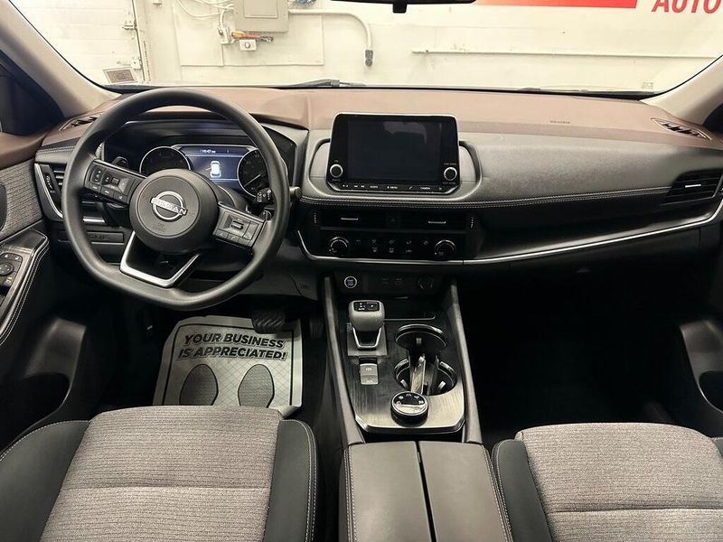 2022 Nissan Rogue SImage 22
