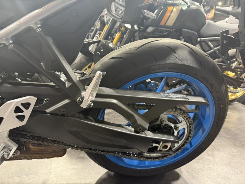 Used 2026 Suzuki GSX 8R Image 13