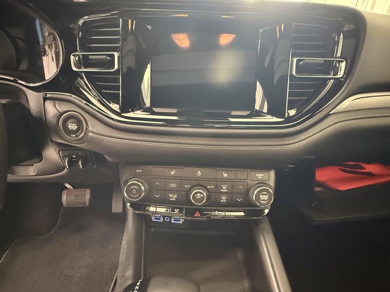 Used 2024 Dodge Durango SXT PlusImage 27