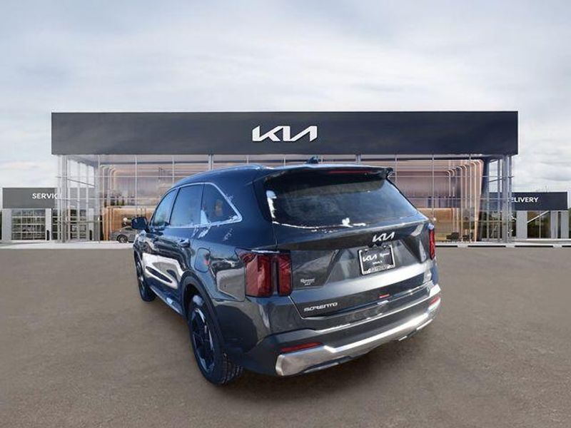 New 2026 Kia Sorento Hybrid EXImage 6