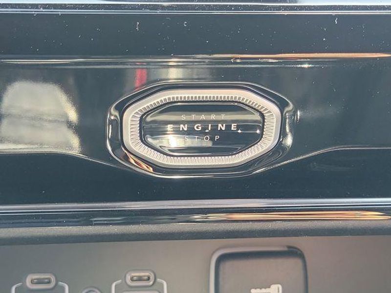 New 2026 Jeep Grand Cherokee Limited 4x4