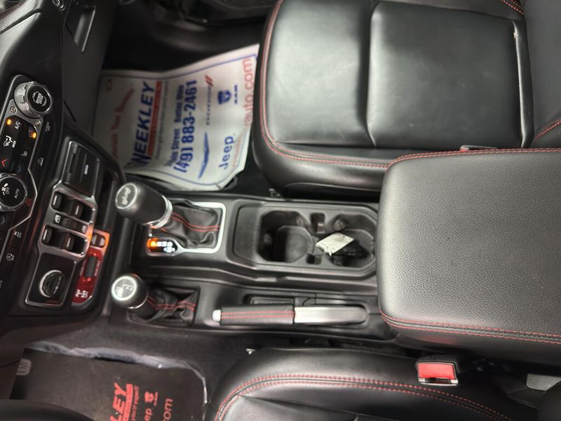 Used 2021 Jeep Wrangler Unlimited RubiconImage 11