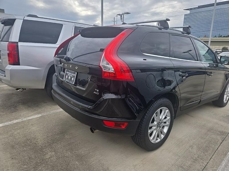 Used 2010 Volvo XC60 T6Image 3