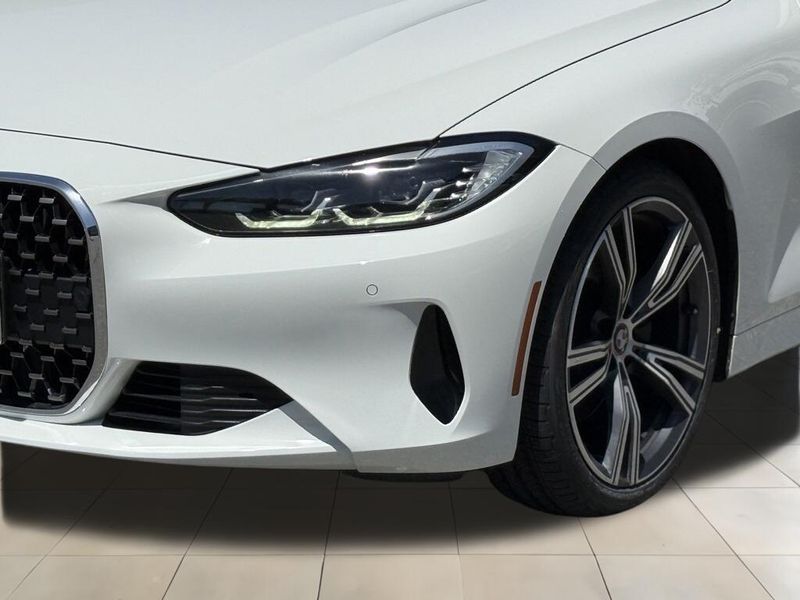 2022 BMW 4 Series 430iImage 11